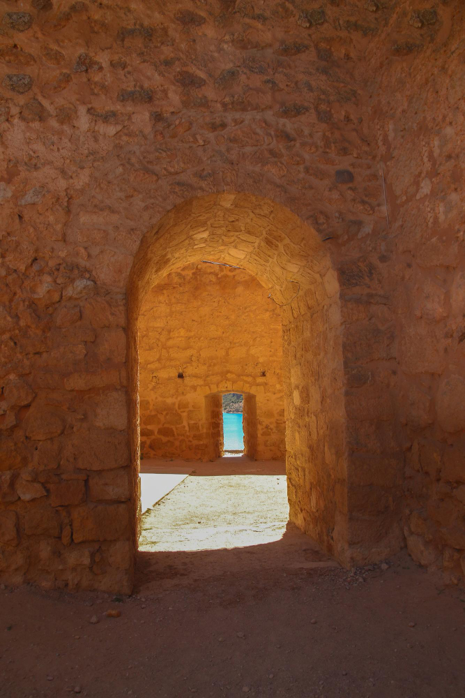3314-1 The mysterious legend of the apparition of the Virgin of Peñarroya – A symbol of faith and unity