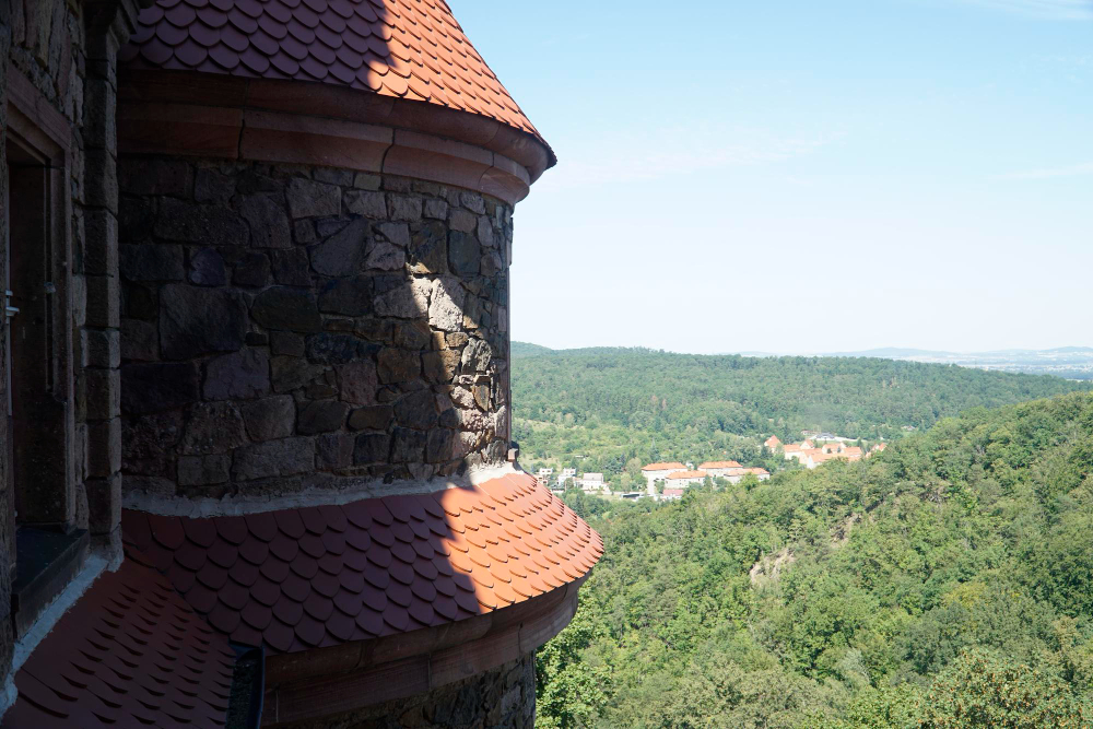 46479 The Hidden Secret of Książ Castle (Fürstenstein): Myths, Legends and the Amber Room