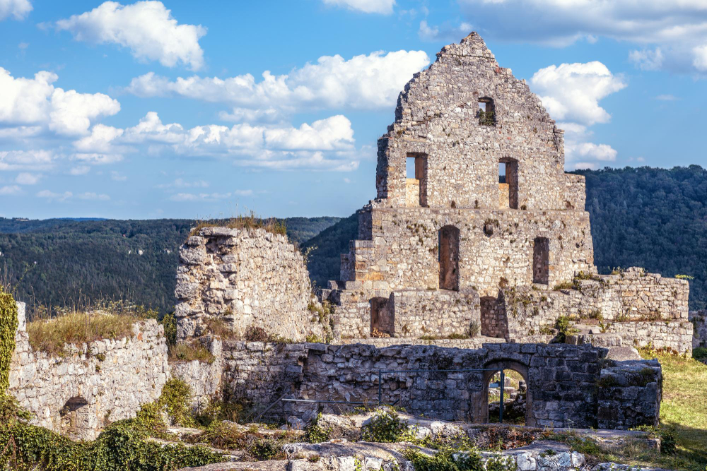 8730 The Fire Devil and the Lightning Strike: How a Natural Disaster Turned Hohenurach Castle from an Impregnable Stronghold into a Ruin