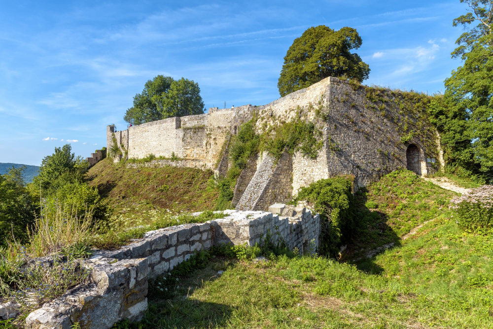 8740 The Fire Devil and the Lightning Strike: How a Natural Disaster Turned Hohenurach Castle from an Impregnable Stronghold into a Ruin