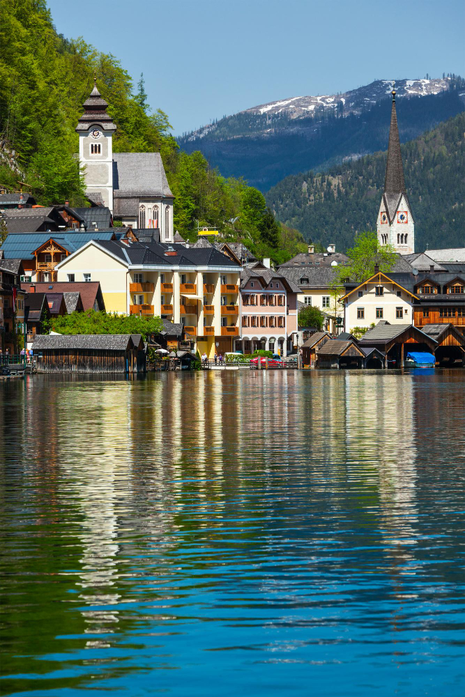 11696 The Sunken City of Cervusan: Myth and History on Lake Hallstatt