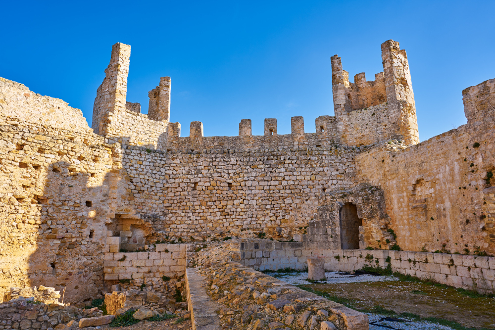 15035 Xivert: The Templar castle between documented history and the legend of the hidden treasure