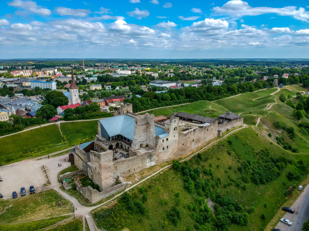 17-3 The Sunken Giant City of Rakvere: What Lies Behind Estonia’s Mysterious Legend