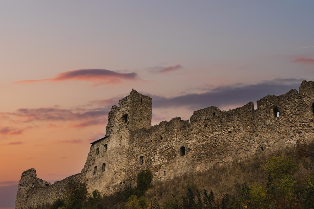 1742-1 The Sunken Giant City of Rakvere: What Lies Behind Estonia’s Mysterious Legend