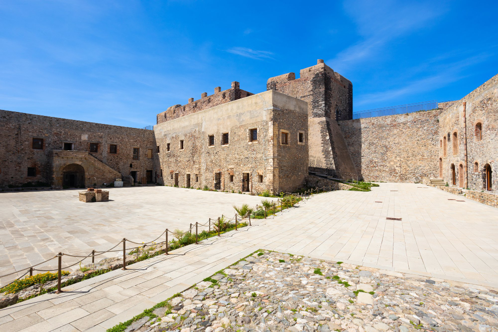 28191 The Headless Knight of Milazzo: The dark secret behind Sicily’s fortress walls