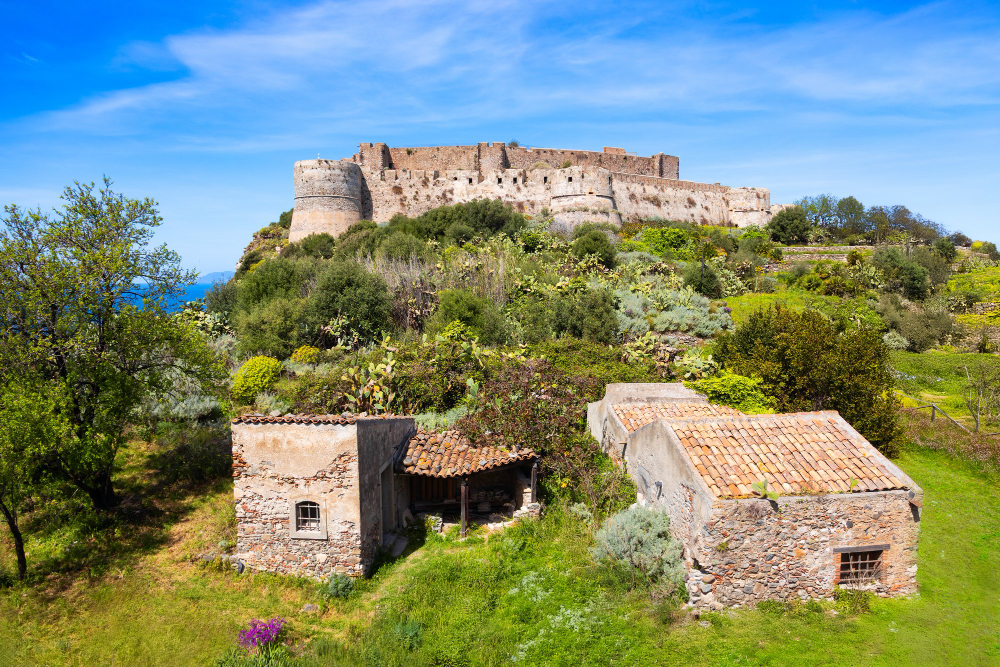 28297 The Headless Knight of Milazzo: The dark secret behind Sicily’s fortress walls