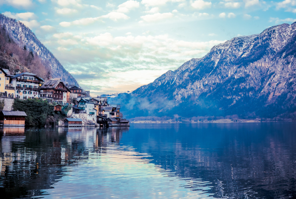 29631 The Sunken City of Cervusan: Myth and History on Lake Hallstatt