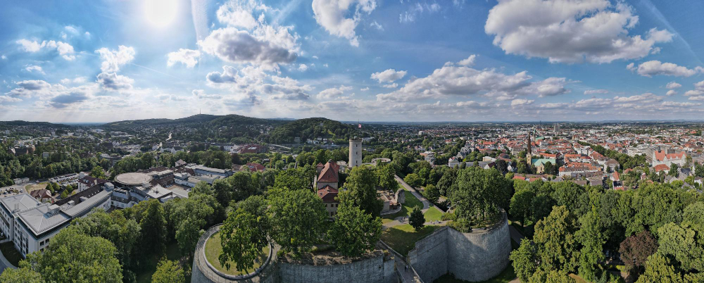 35-1 The “Gluckhenne” of Bielefeld: Mystical Guardian of Sparrenburg Castle