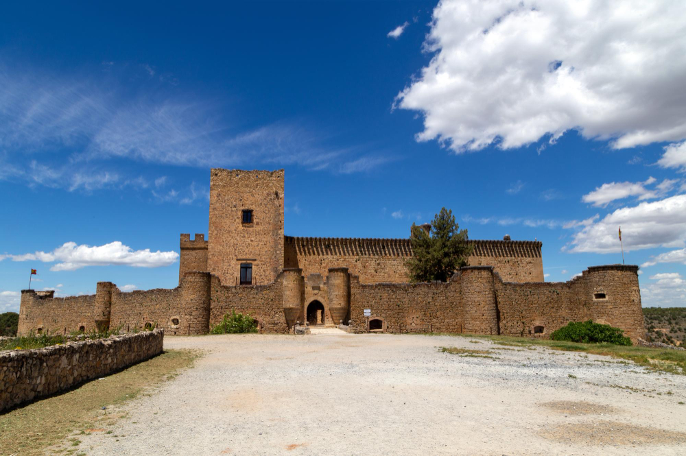 383-1 Gran Castillo de Pedraza: The legend of Emperor Trajan – between local folklore and historical research