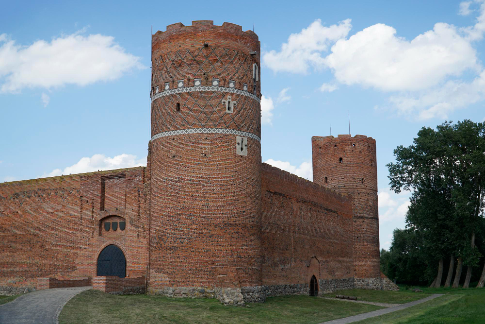 42968-1 The Legend of Żabusia – The Frog Maiden of Ciechanów Castle