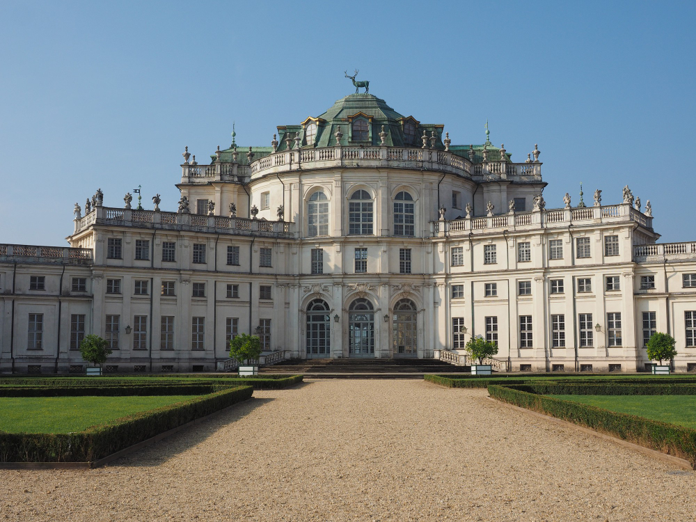 6623 Fritz the Elephant – Myth and Reality of a Legendary Pachyderm in Stupinigi
