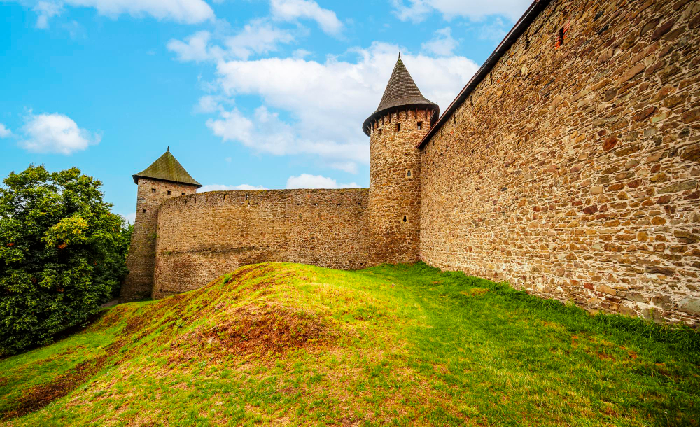 7496 The Legend of Friduš (Helfried) of Linava: The Ruthless Robber Knight of Helfštýn Castle