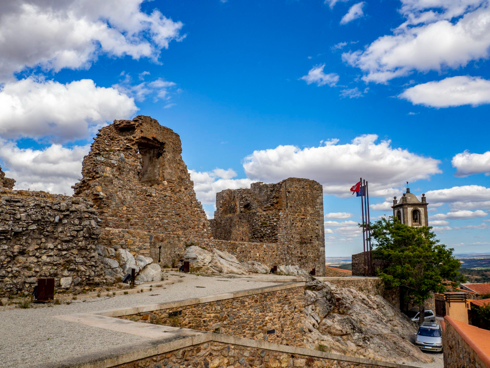 915 Betrayal and Majesty: The Legacy of Cristóvão de Moura’s Palace Amid the Turmoil of 17th-Century Portugal